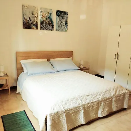 Interno1 巴里