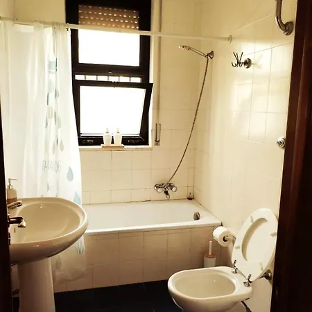 Interno1 فندق مبيت وإفطار *